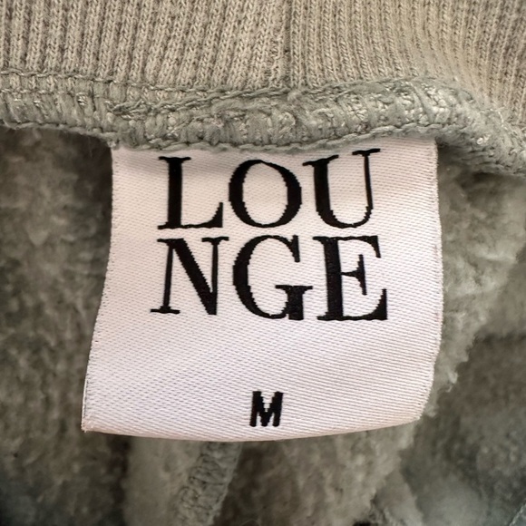 Lounge Set - Picture 6 of 7